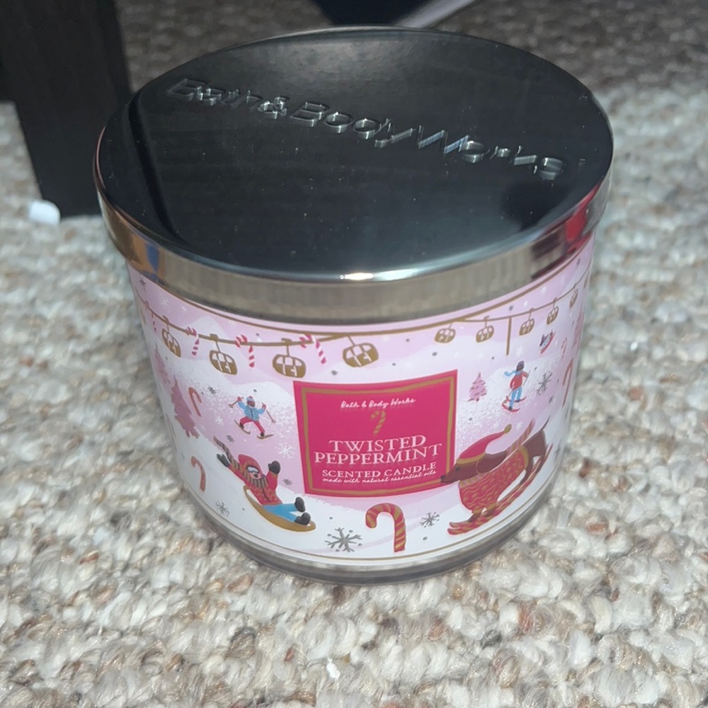 Bath and body works candle